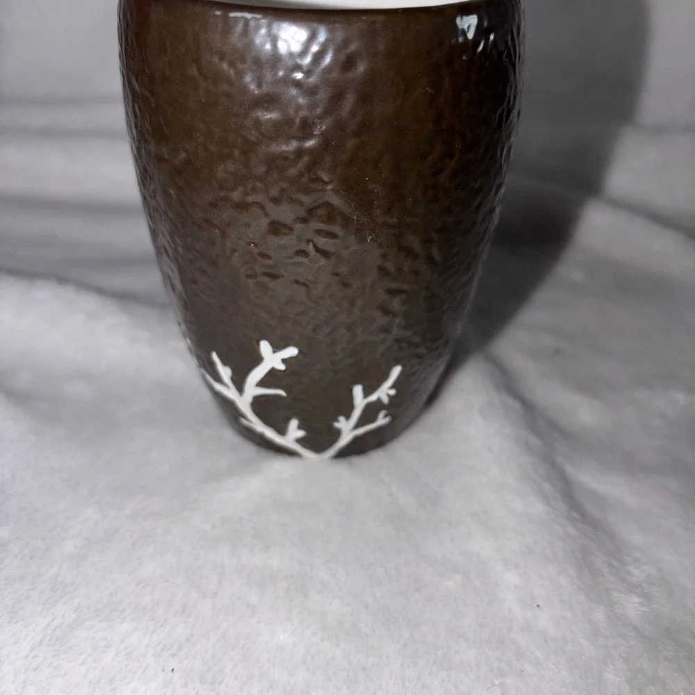Allure Home Creation 2010 Winter Tree Ceramic Bathroom Tumbler Cup Brown‎ EUC